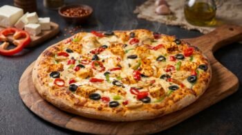 Tandoori Paneer Pizza